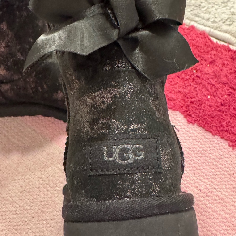 UGG Black Women's Shoes with Bow Detail